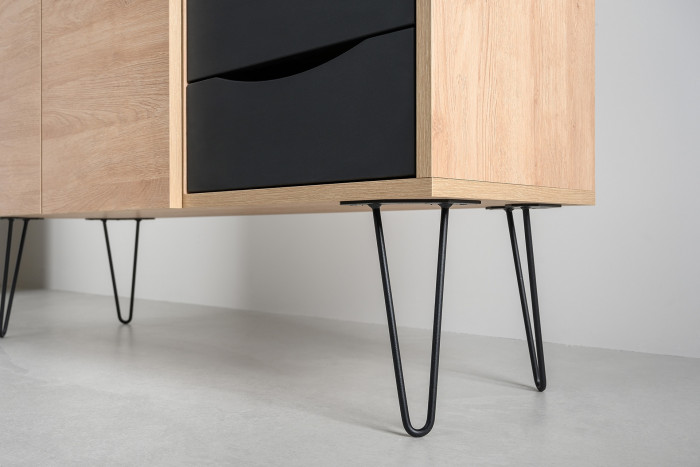 Брюс Комод-тумба 16.233, цвет чёрный/Battle rock Santiago, ШхГхВ 113,4х38,3х85,6 см., универсальная сборка, две дверки и четыре выдвижных ящика