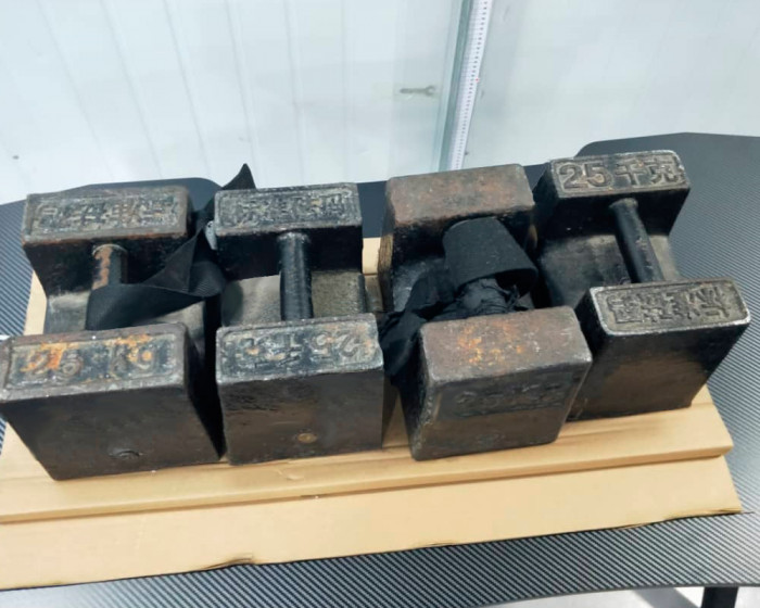 Игровой стол Мебель--24 GT-2310, цвет чёрный, ШхГхВ 120х60х73 см., столешница МДФ 15 мм.(регулировка высоты: 72,5 - 73,5 см.), макс. нагрузка 100 кг.