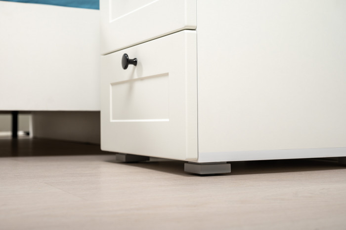 Остин 11.53 Кровать + ортопед + 16.307 Шкаф + 16.152 Тумба прикроватная, белый шагрень/дуб крафт золотой